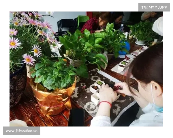 安赛龙在社交媒体分享家庭园艺心得与亲手制作的绿色小天地视频