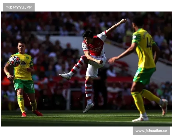 富安健洋英超进球再创佳绩 日本球员在欧洲赛场的新辉煌